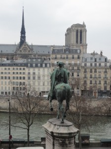 les fesses à Etienne